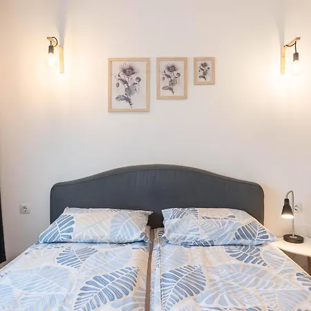 Comfort & Vibes * וארנה